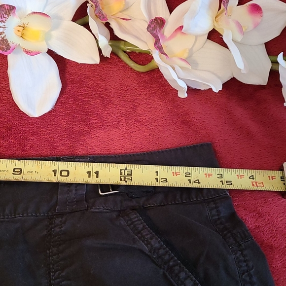 Fashion Exit Cargo Shorts - Picture 11 of 14